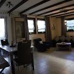 Haus Waldfrieden Eg 아파트 *