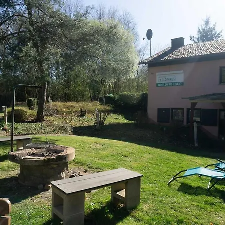 公寓 Haus Waldfrieden Eg 塔尔方